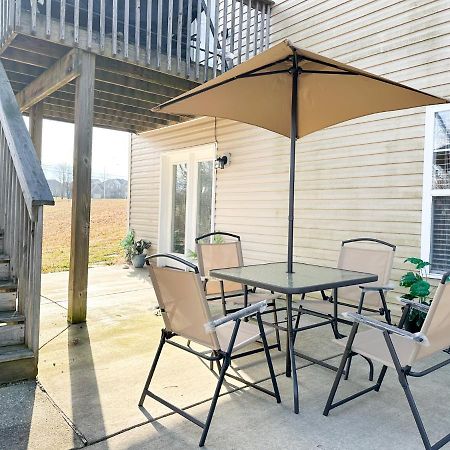 Cute 2-Brm Walkout Apt With Pool Table And Theater Διαμέρισμα Λέξινγκτον Εξωτερικό φωτογραφία